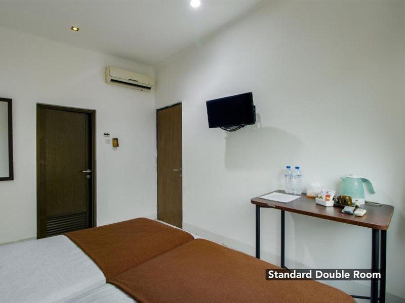 Hotel Arjuna Bekasi Exterior foto